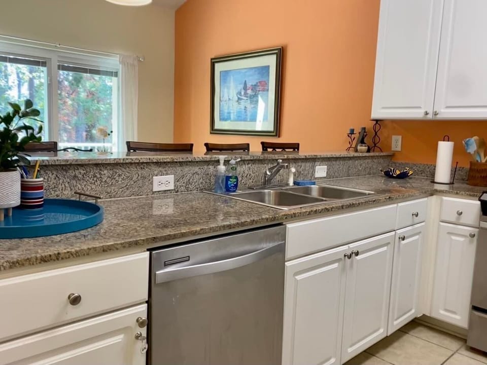Kitchen (1)