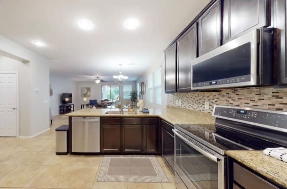 Kitchen | Views into the living room
