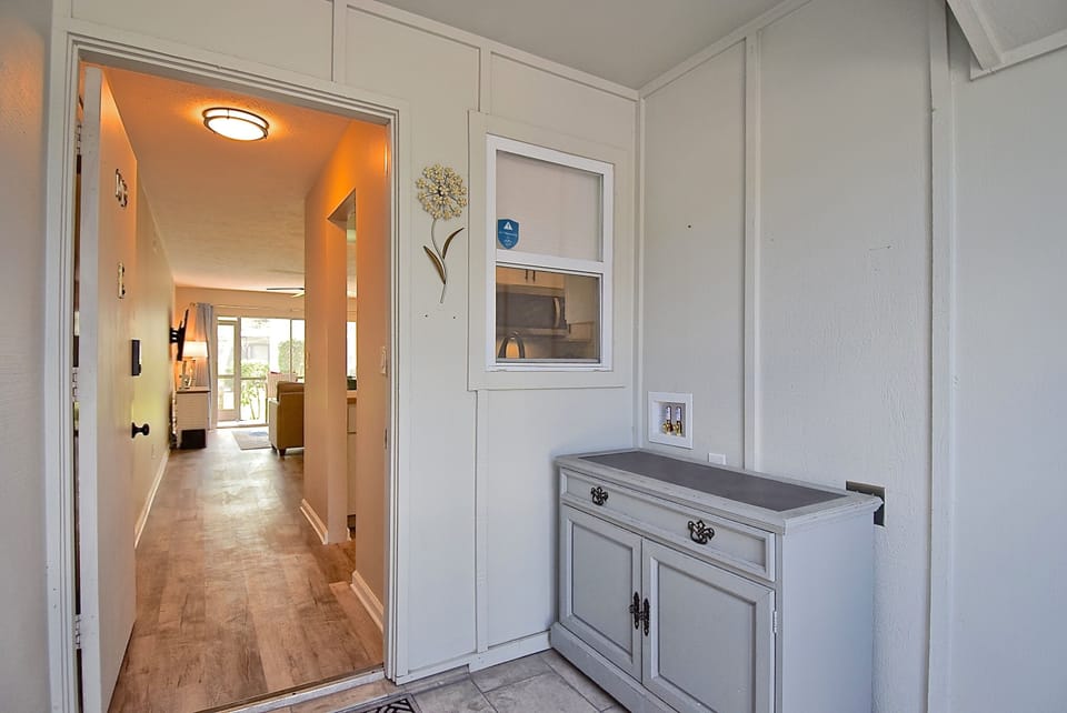 FRONT ENTRY