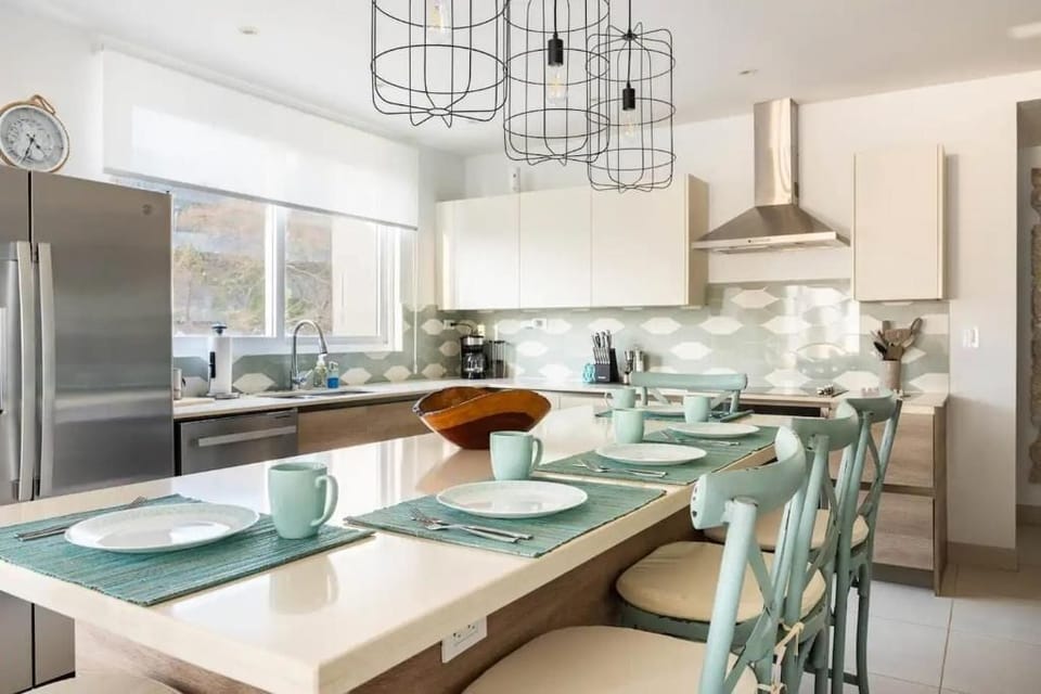 Kitchen Island View