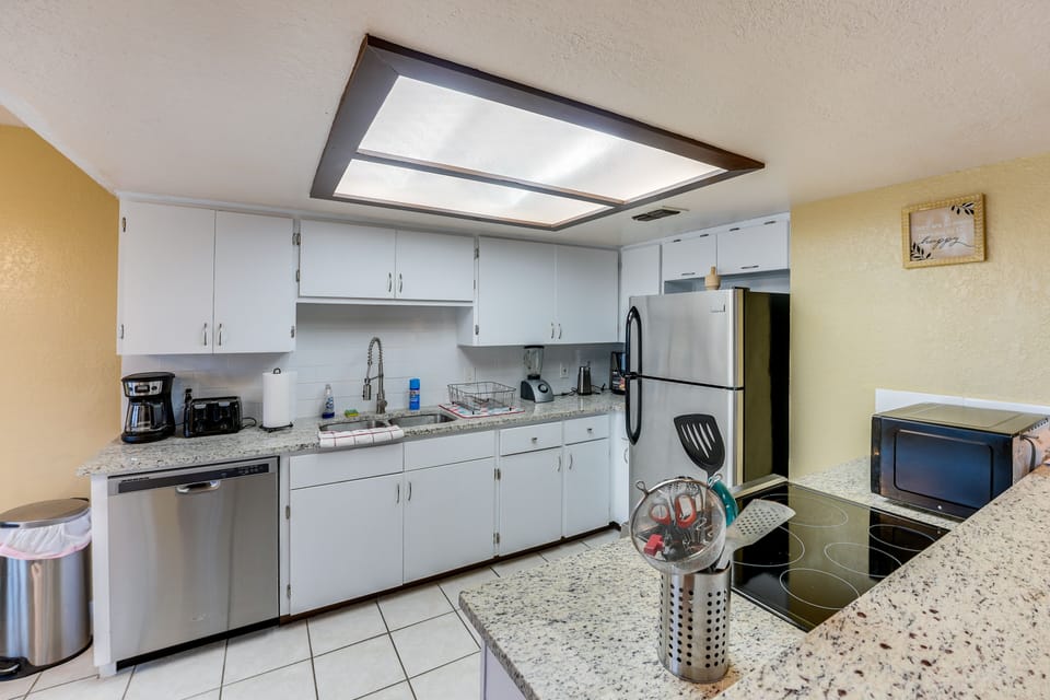 Kitchen | 1st Floor | Toaster | Blender
