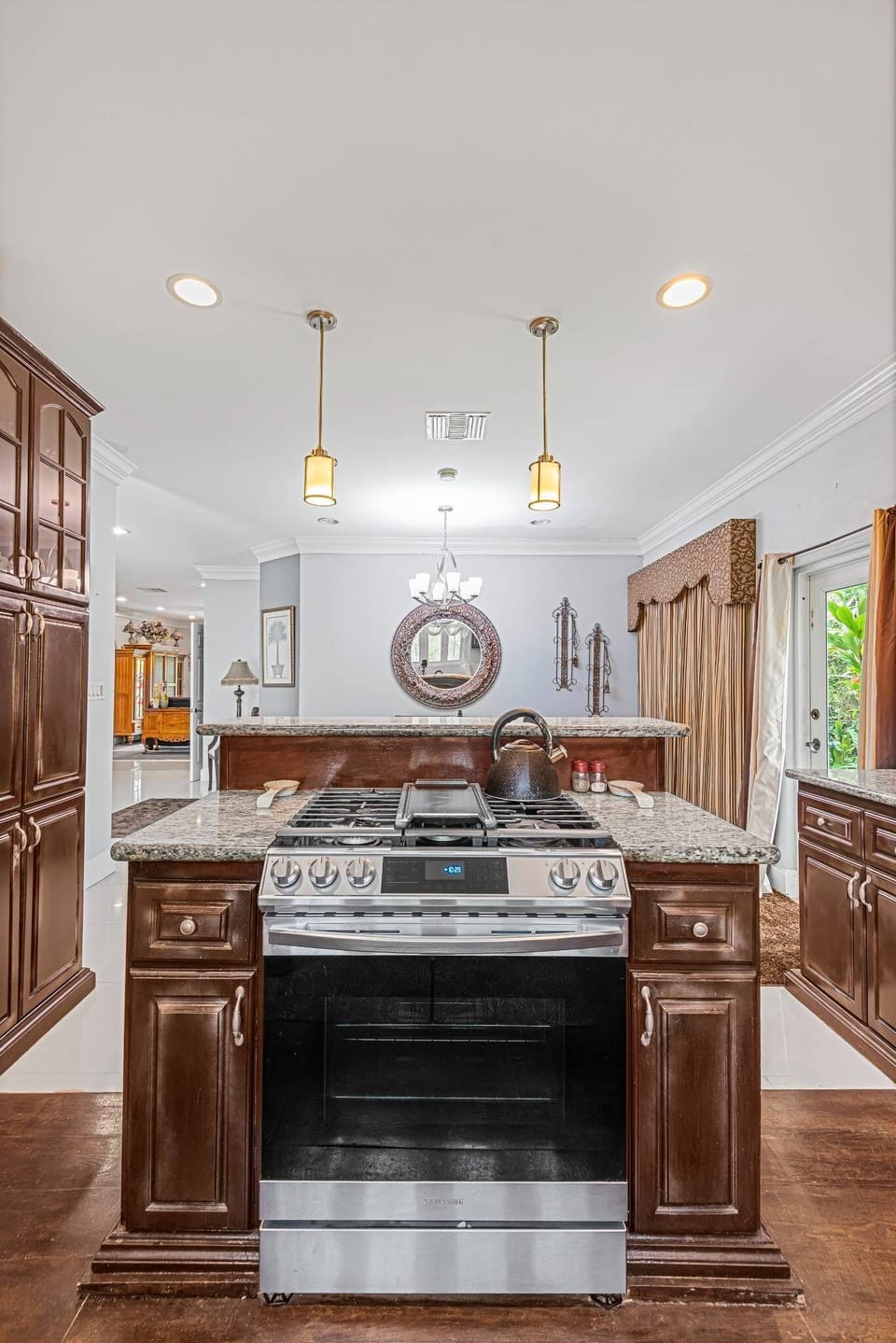 kitchen equipped with cookware, utensils, diswasher, Frenchdoor fridge