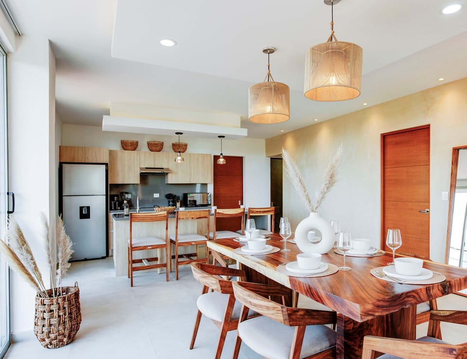 Enjoy a comfortable sit-down meal together