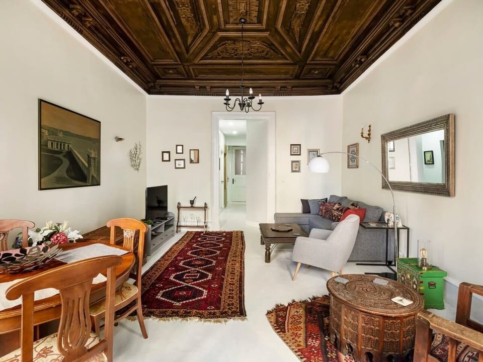 Living room with the dining area