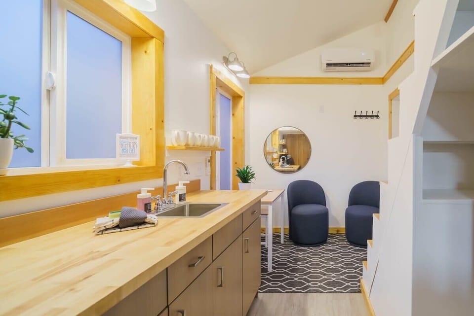 Kitchenette