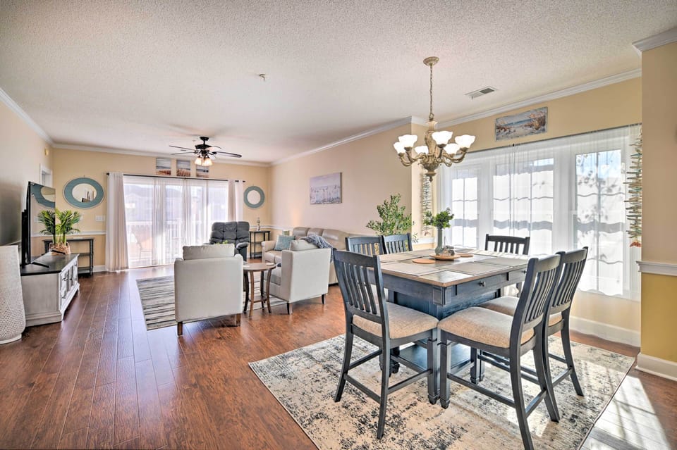 Dining Table | Central A/C & Heating
