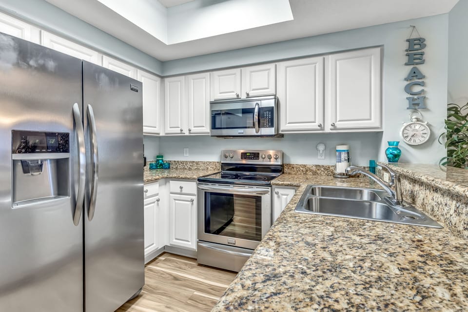 Fully equipped kitchen!