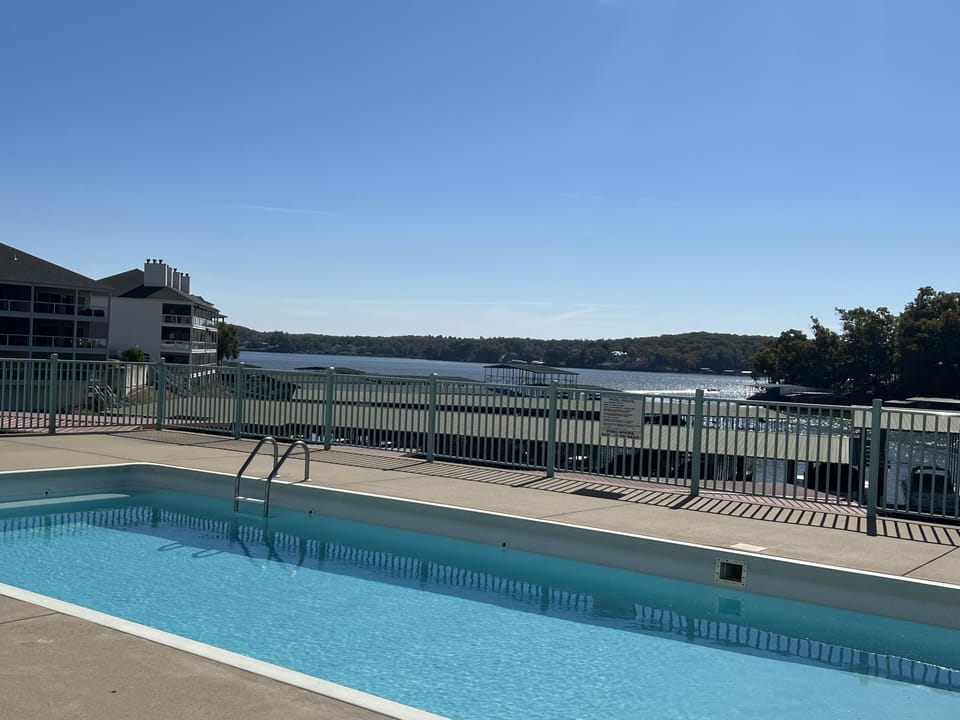 Pool with a view 