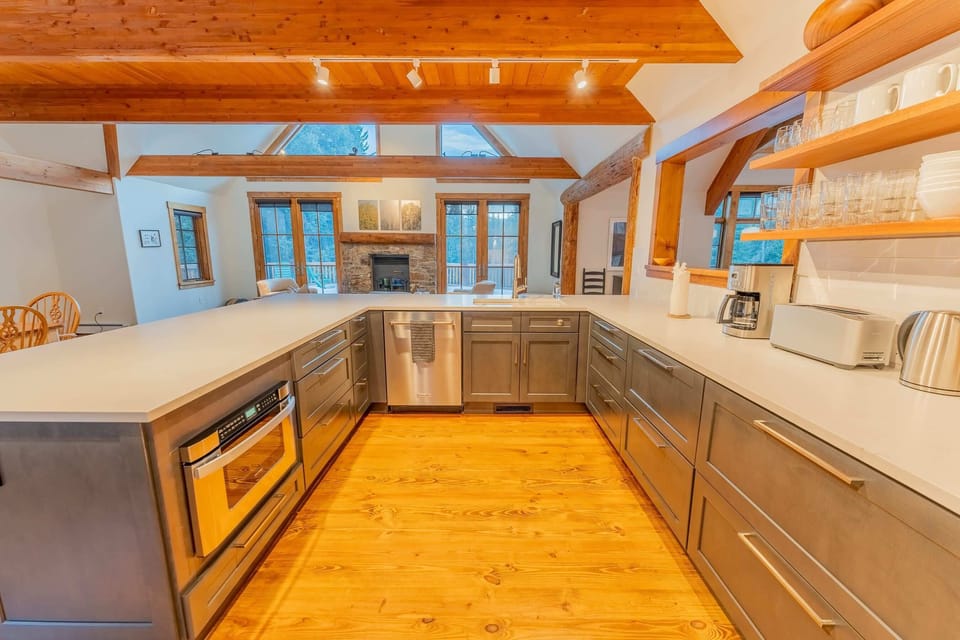 Spacious, well stocked kitchen