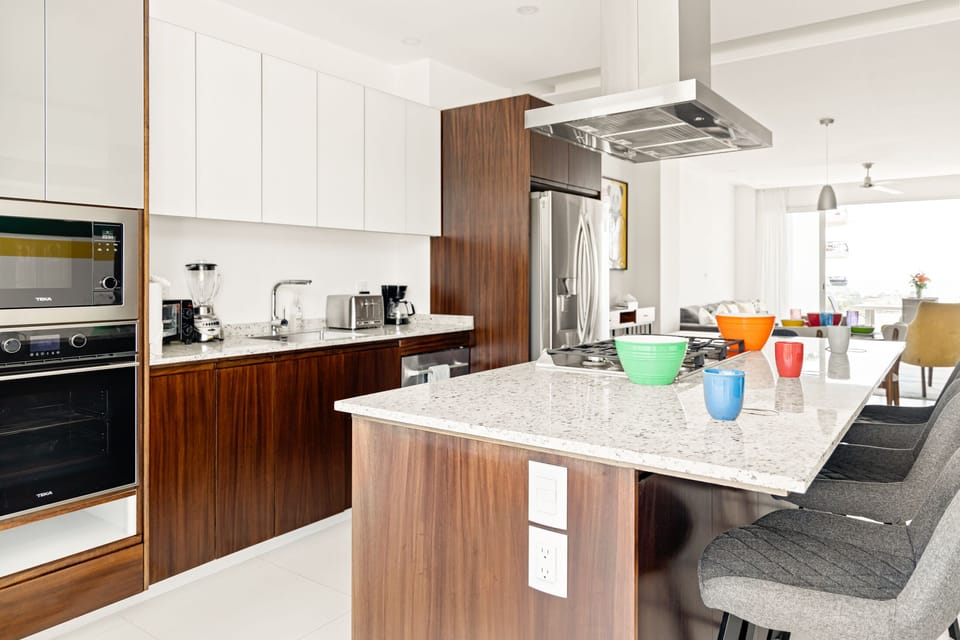 Condo - Image 14