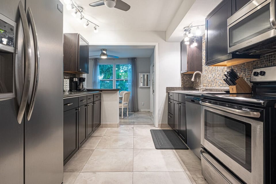 Fully equipped kitchen
