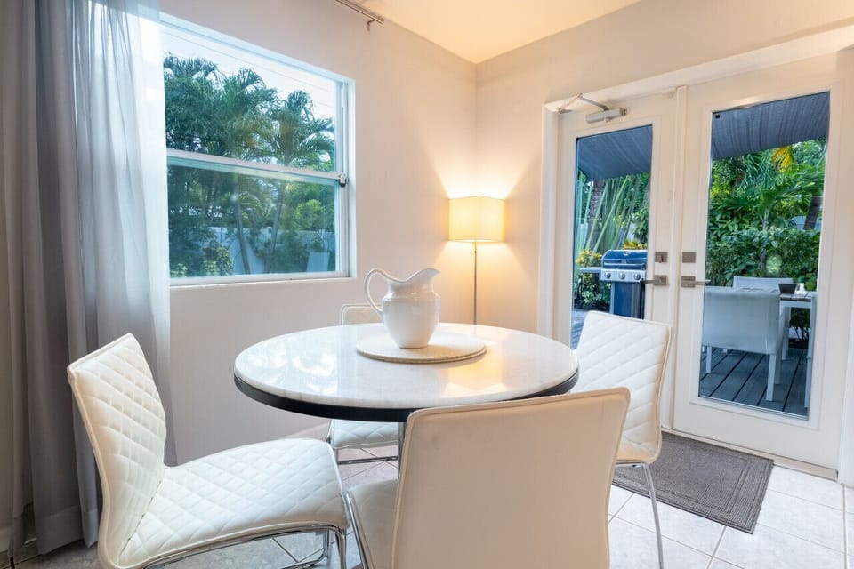 Dinning table