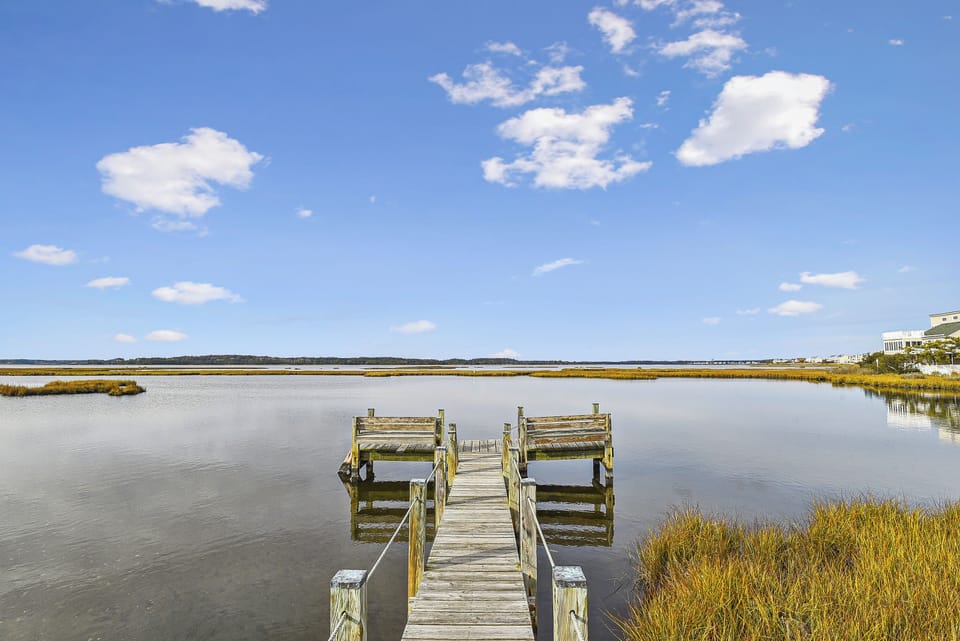Exterior,Dock,