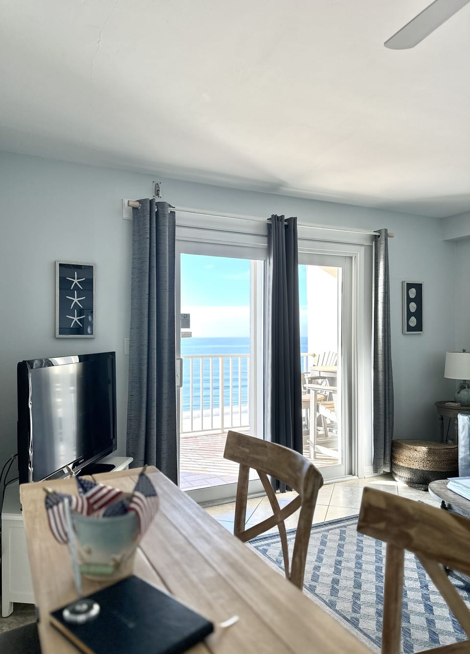 Kitchen table that unfolds for 4 or can double as a workspace.