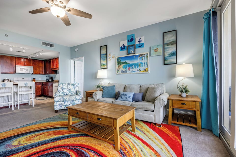 Laketown Wharf 1730 Living Area