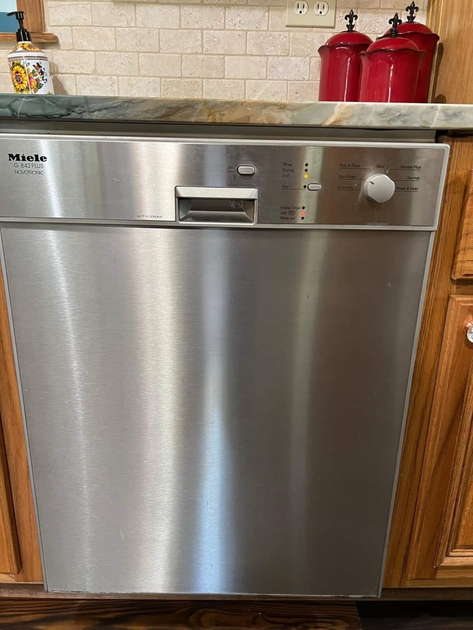 Miele super quiet dishwasher
