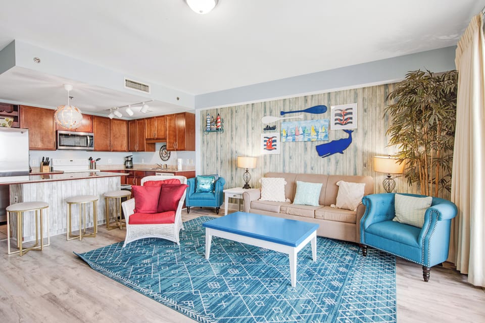 Laketown Wharf 1316 Living Area