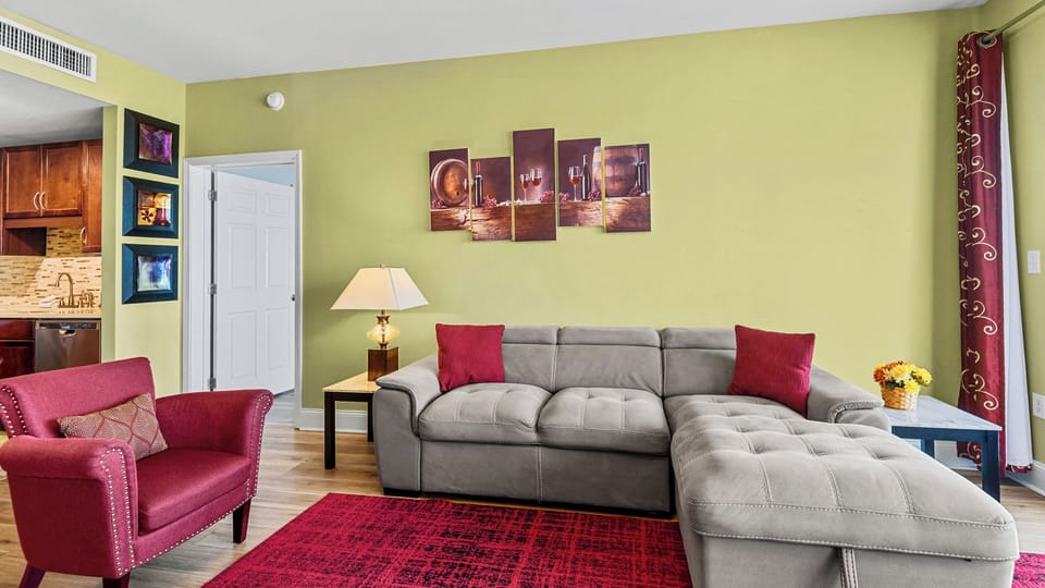 Laketown Wharf 1527