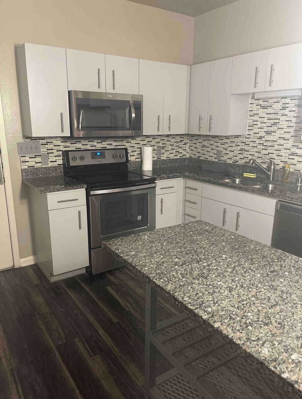 Kitchen angle 2