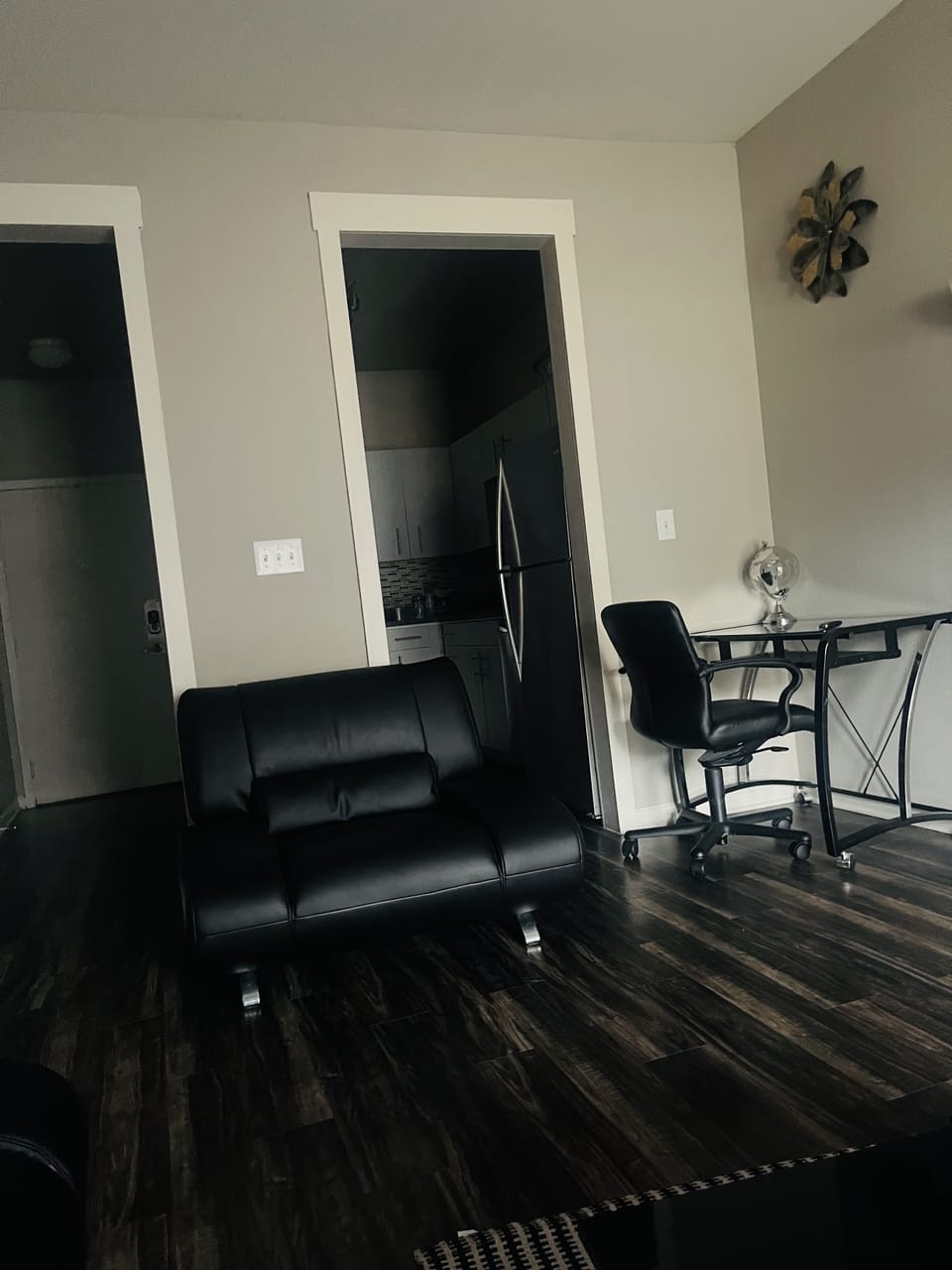 Working desk area