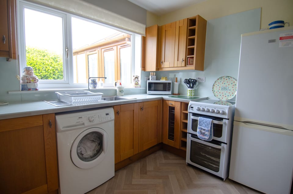 Well equipped kitchen 