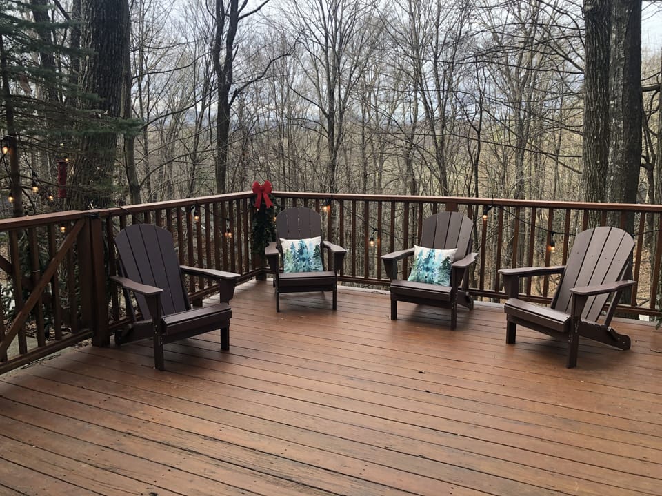 Enjoy the patio in the forest