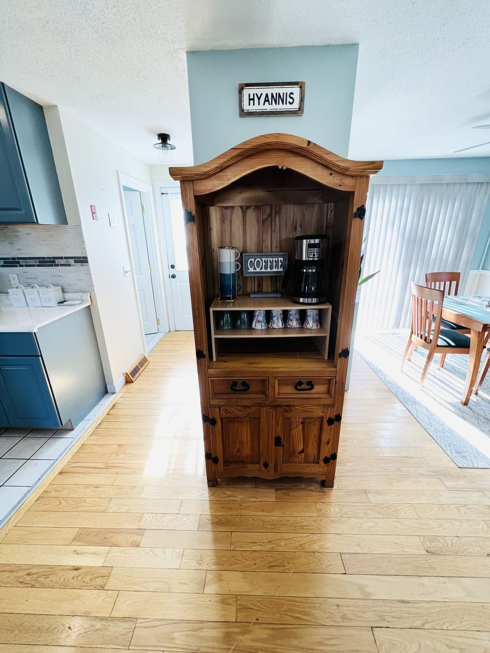 Coffee bar