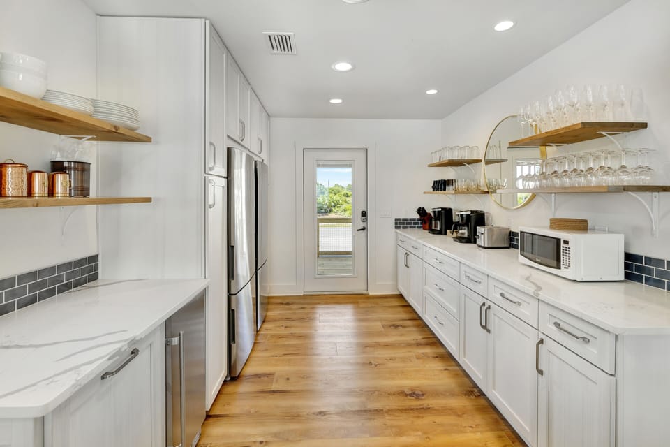 Front entrance into kitchen