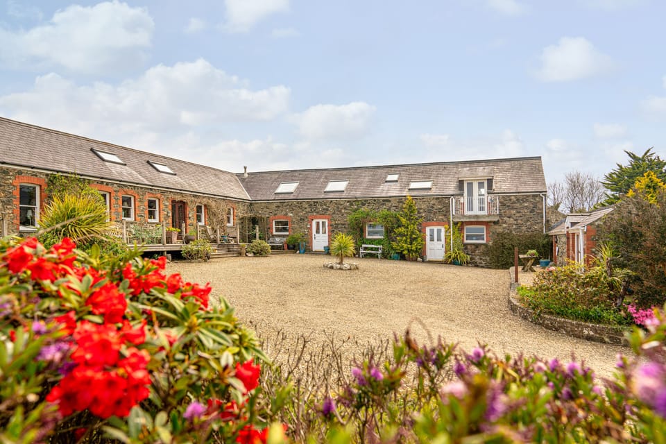 View from garden to Barn and Cottage courtyard.