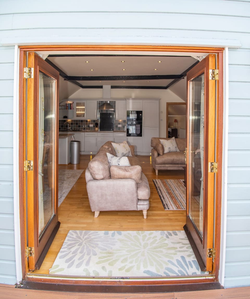 Lounge Area from Balcony