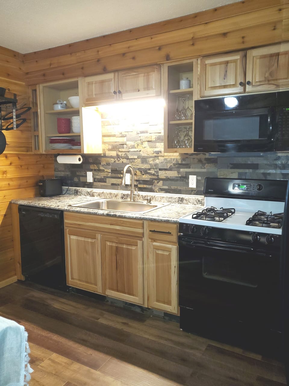 Fully Stocked Kitchen