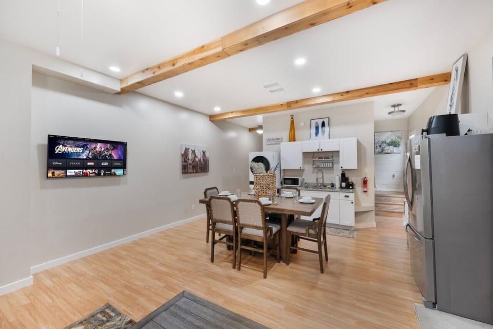 Escape to your dream vacation home, nestled in the heart of nature. End your day with a great meal cooked on luxurious kitchen