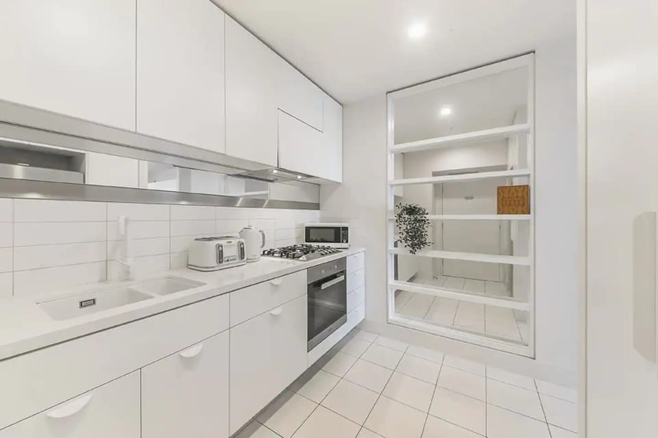 An equipped kitchen.