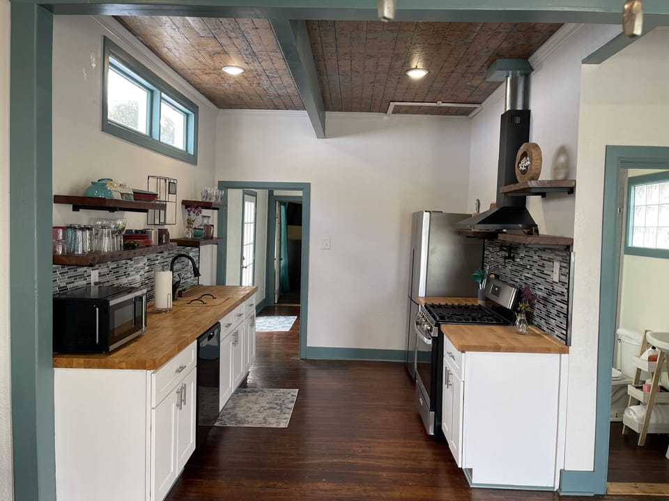 gas stove and oven with griddle top