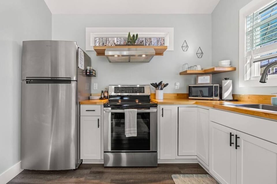 Fully stocked kitchen