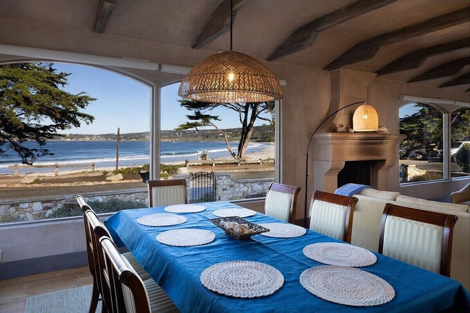 8 seating dining table with ocean view