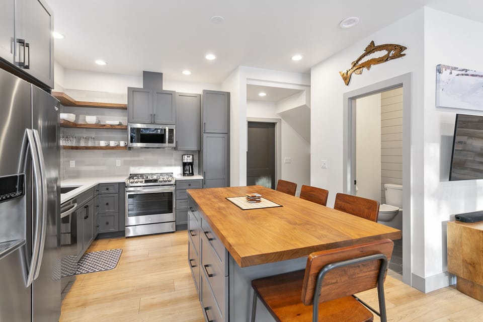 Fully stocked kitchen