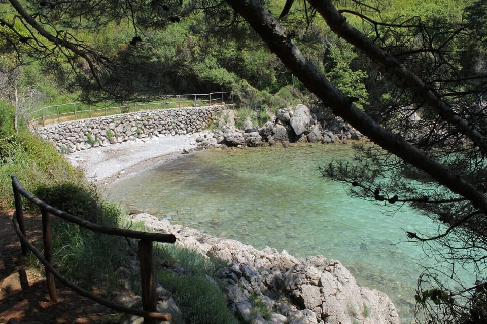 Nearby beaches