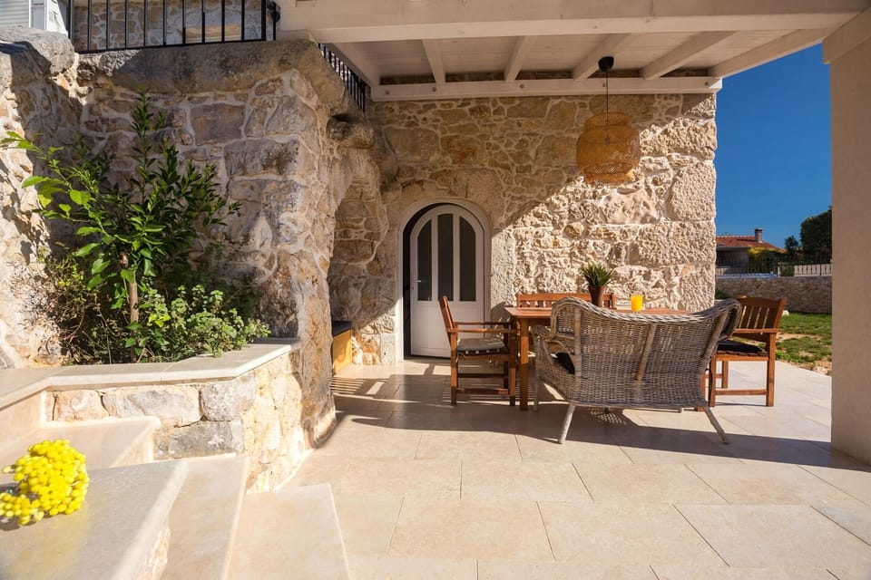 Terrace 1
