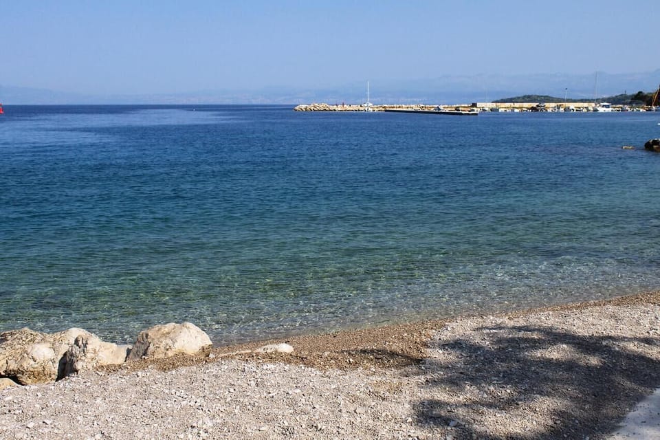 Nearby beaches