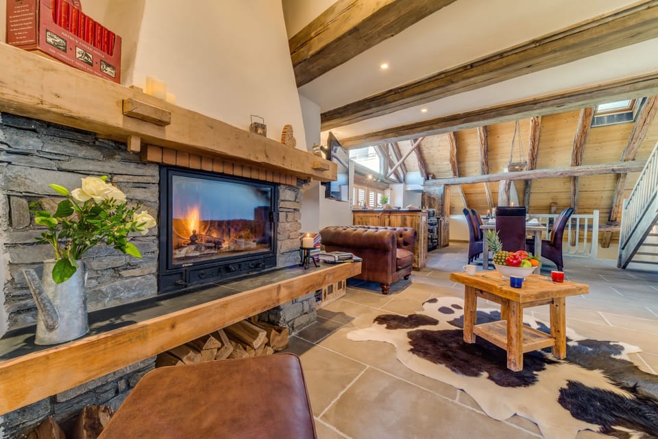 A log fire is available. Super cosy during the Winter season.