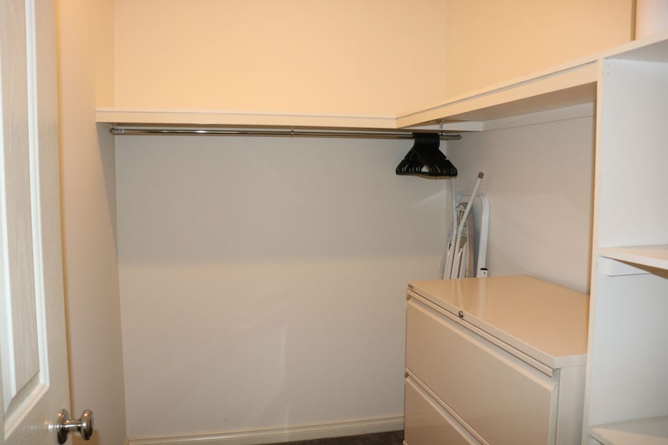 Master Bedroom Walk In Robe