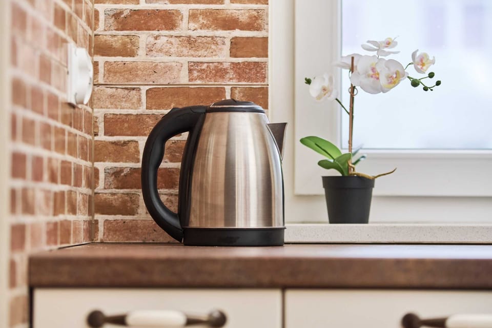 Additional apartment amenity - electric kettle.