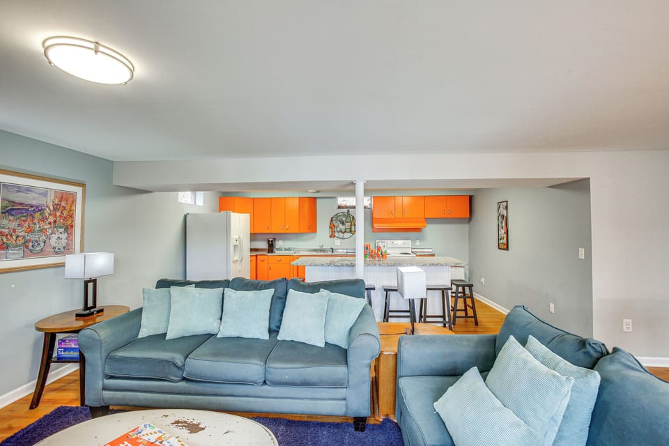 Sitting Room | Smart TV | Foosball Table