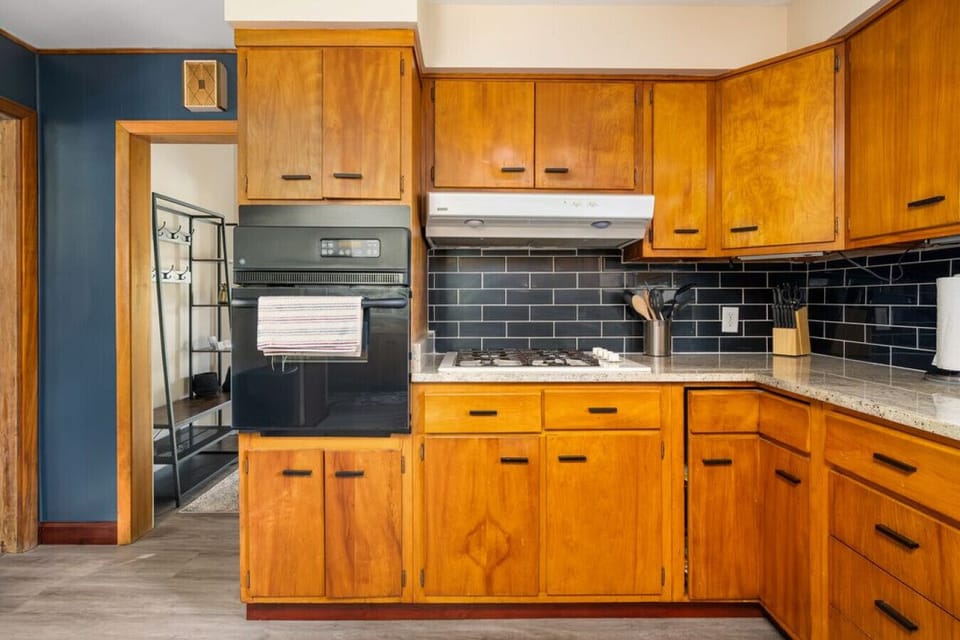 Kitchen Cooking Area