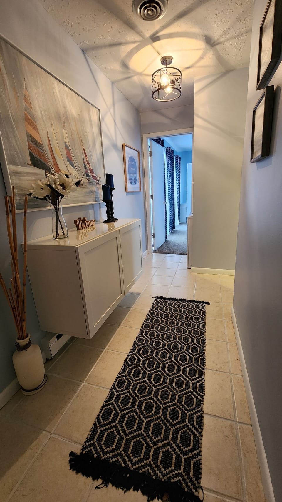 Entry way
