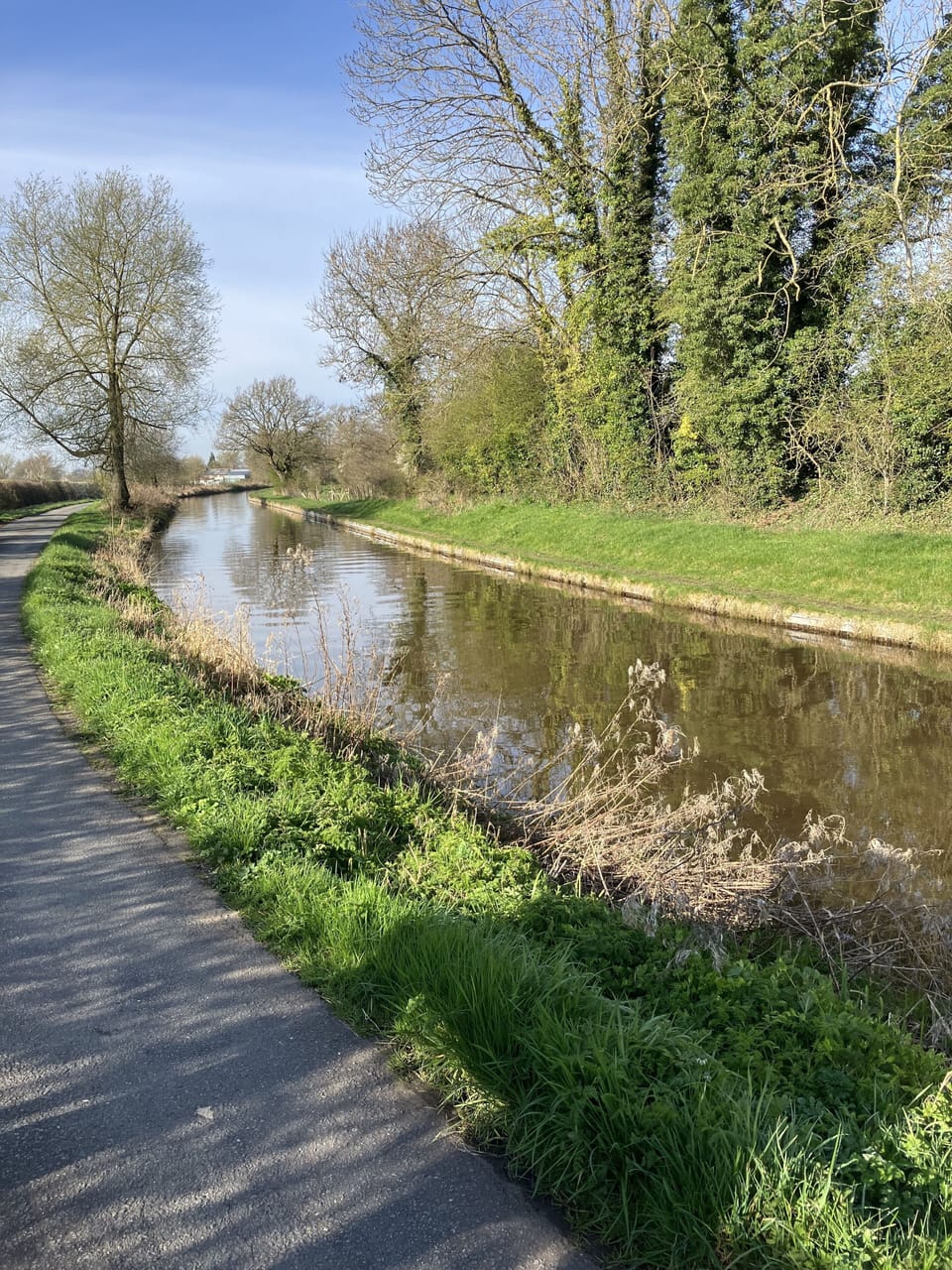 200m from the Shropshire Union Canal - perfect for walks, finishing, canal boats