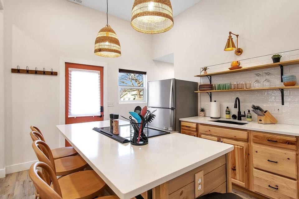 Open Kitchen with Bar and Island, Quartz Countertops