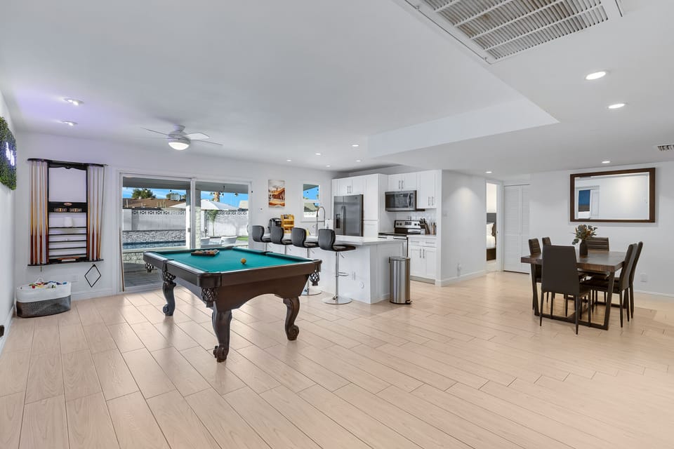 Game room