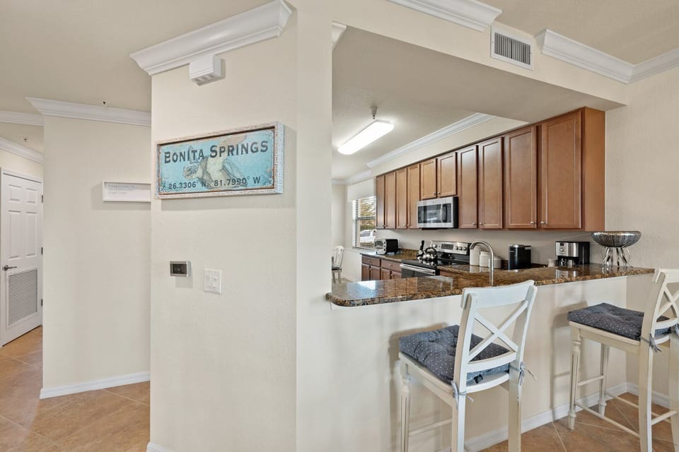 Breakfast Bar Seating for 2